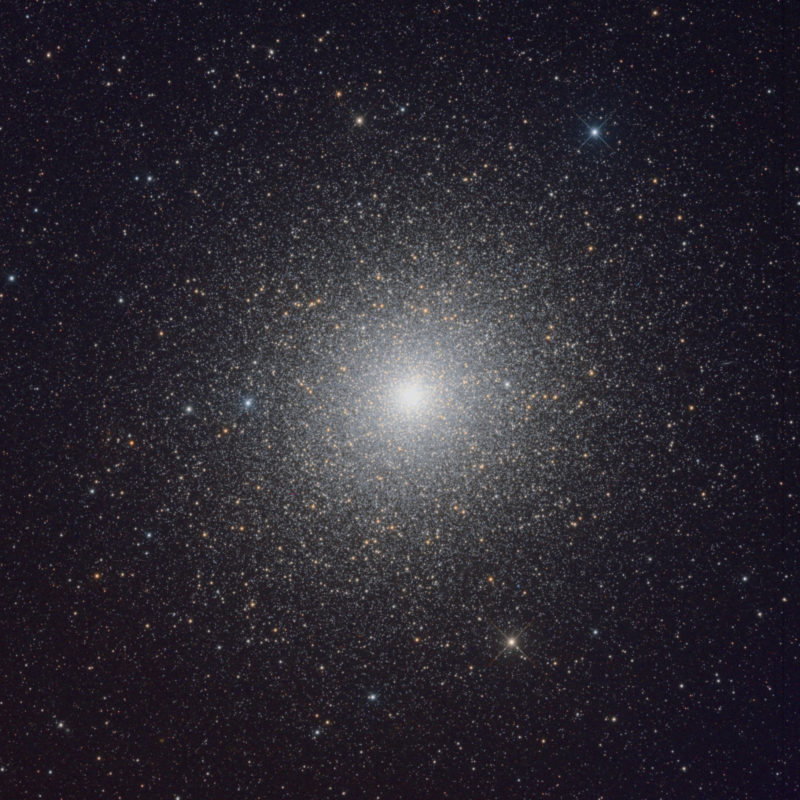 NGC 104 47 Tucanaeneuetwasdunkl48 scaled 800x800 - Sternhaufen der SH