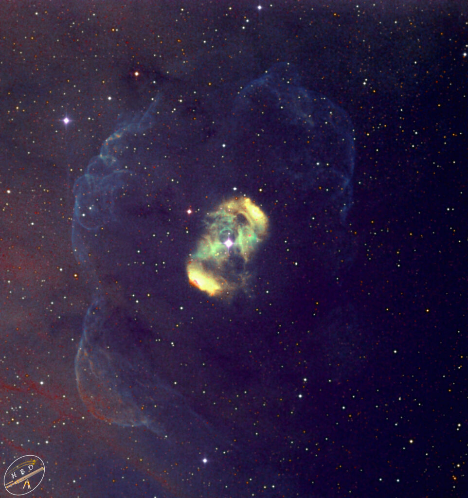 NGC6165 bipolarer Emissionsnebel SHO 962x1024 - NGC 6164 und 6165