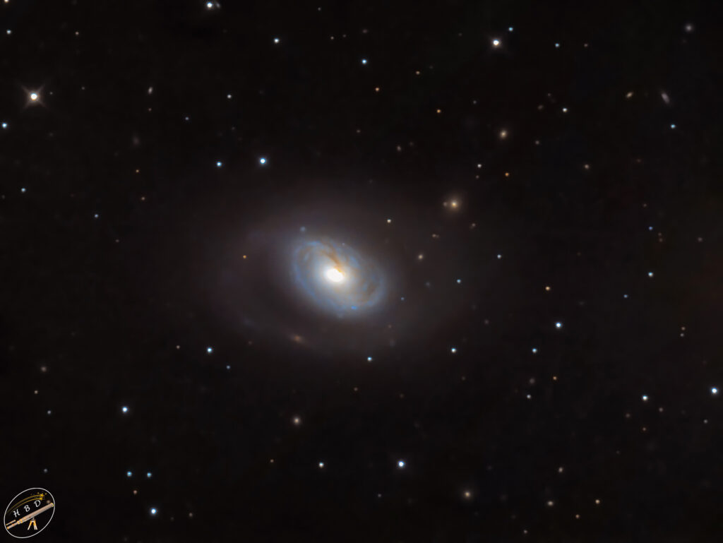 M96 TS RC 10 ASI183 Mono 120pics x180s ges.6h je30xLRGB 15. 21.4.2023 1024x769 - Messier 96