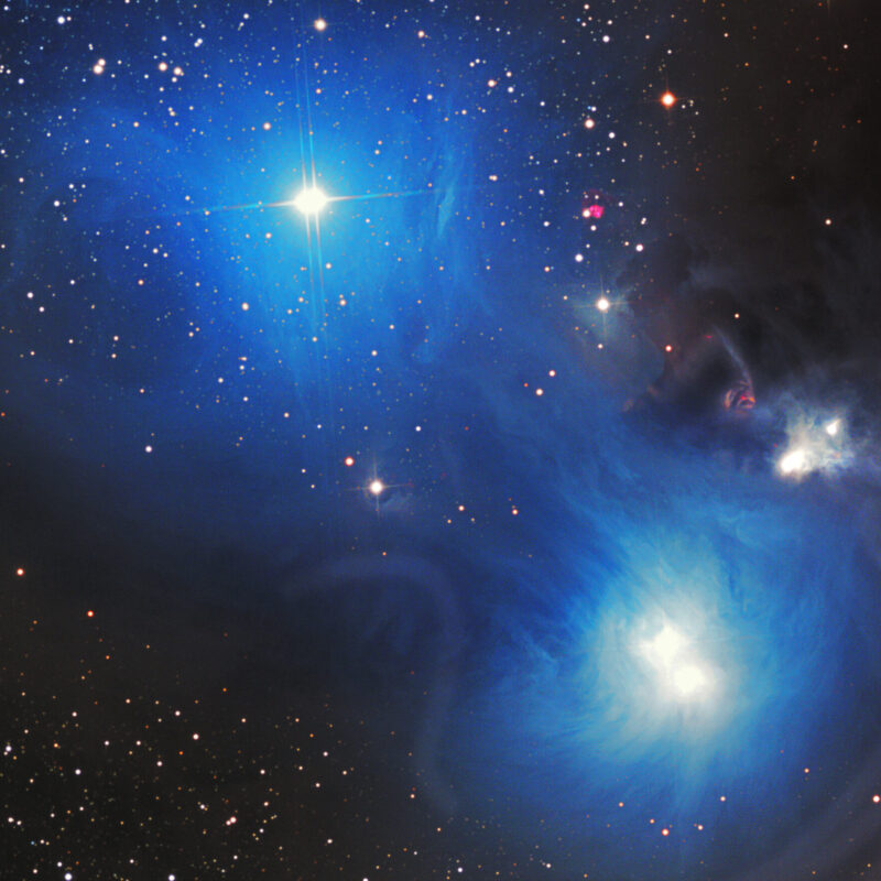 NGC 6726 ist eine Reflexionsnebel im Sternbild Corona Australis (Südliche Krone).